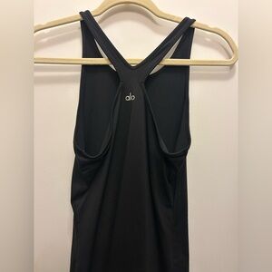 Women’s Alo XS Workout Tank